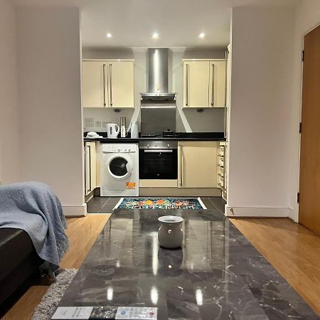 Stratford Bow London Apartment Extérieur photo