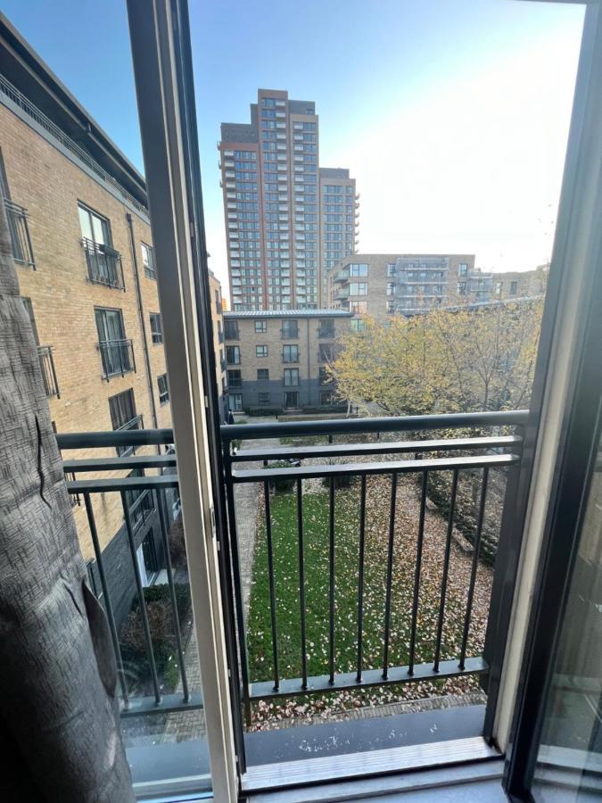 Stratford Bow London Apartment Extérieur photo